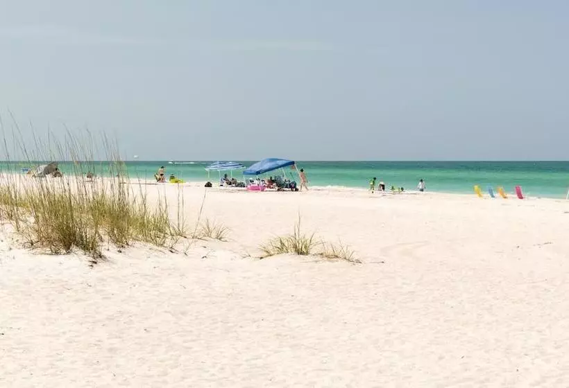 Am Beach Place Unit 3