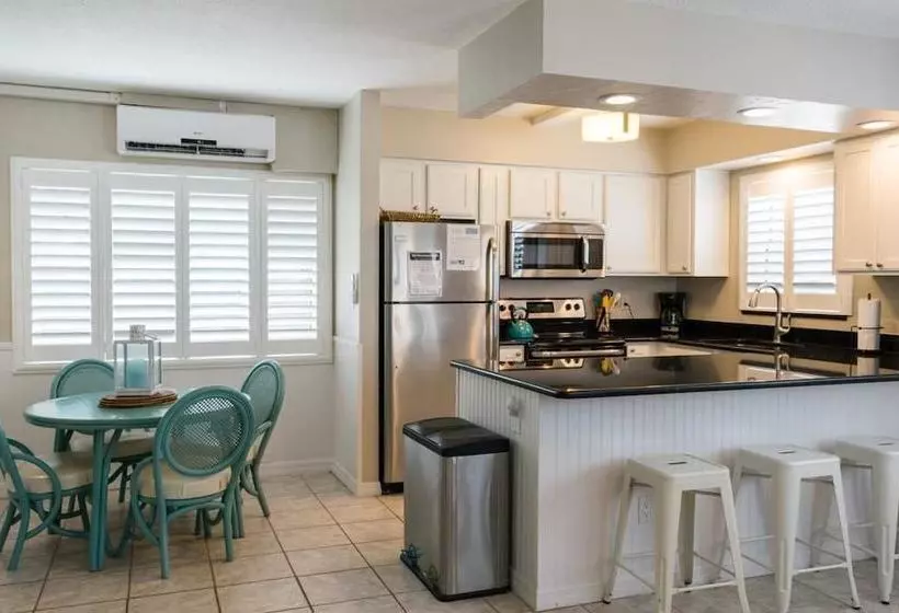 Am Beach Place Unit 3