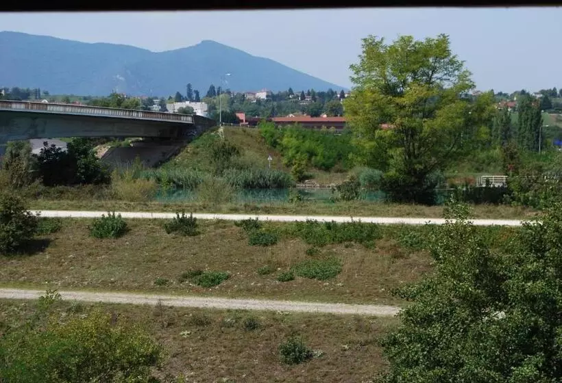 Aamiaismajoitus (B&B) La Ferme De Coron