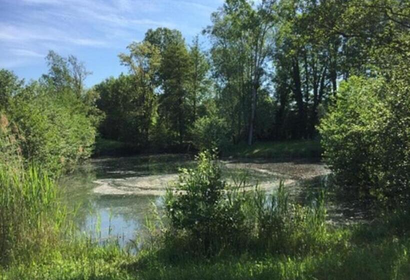 住宿加早餐  La Ferme De Coron