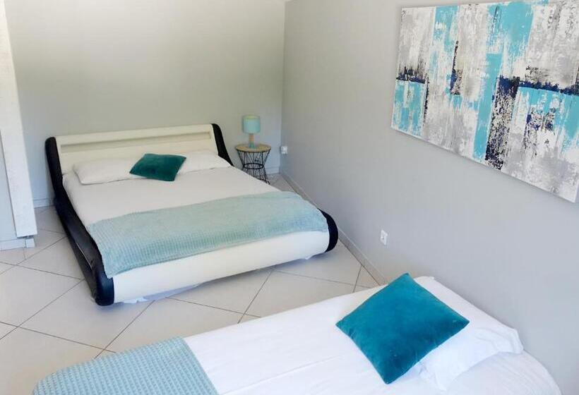 住宿加早餐  La Ferme De Coron