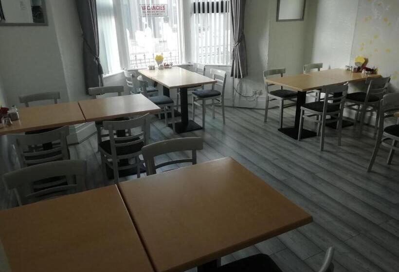 민박 The Shining Diamond