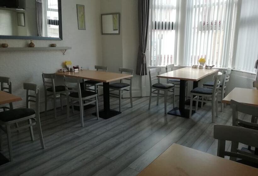 민박 The Shining Diamond