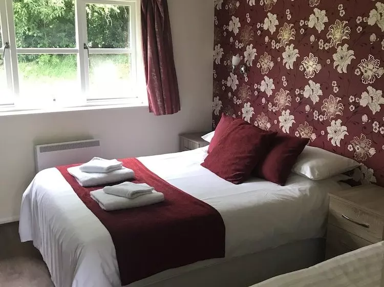 Hostelli The Bell Motel