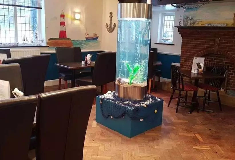 Hostelli The Bell Motel