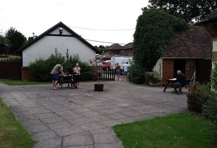 Hostelli The Bell Motel