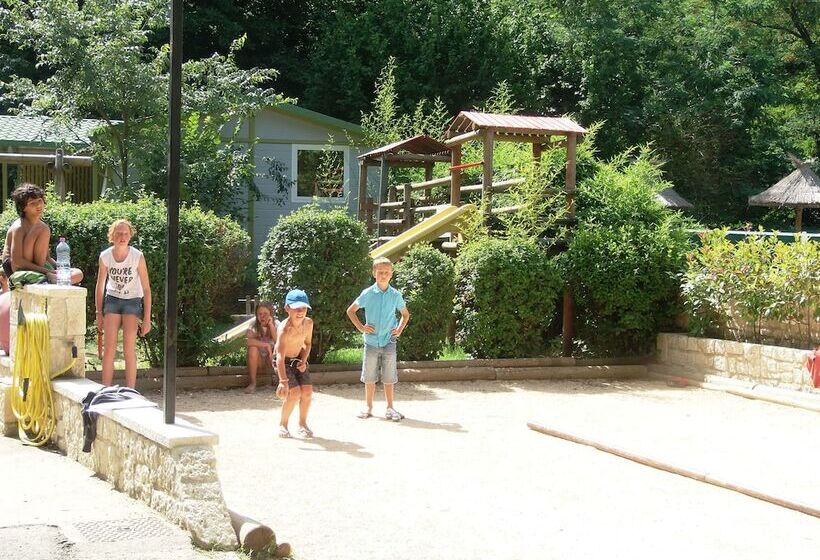 فندق Camping Des Sources