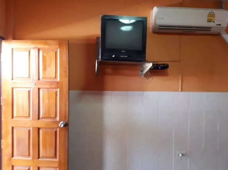 هتل Home Sweet Resort