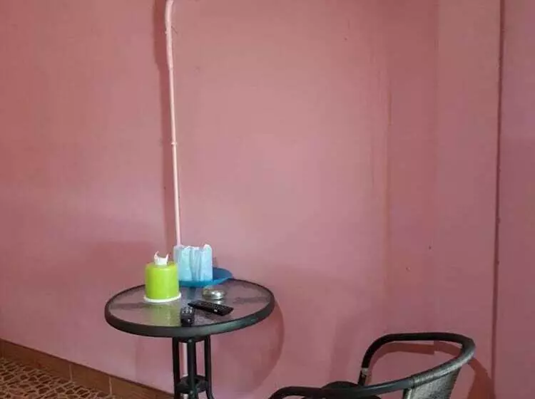 هتل Home Sweet Resort