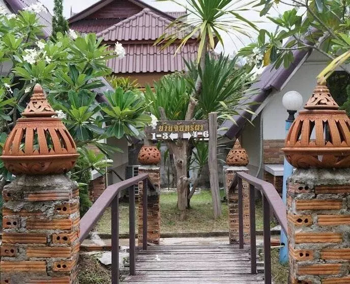 هتل Panichat Resort