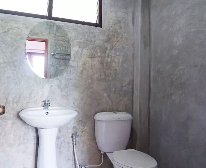 هتل Panichat Resort