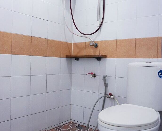 בית מלון כפרי Panichat Resort