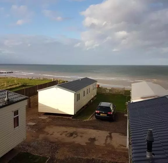 ホテル The Cliff Top Inn