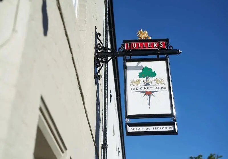 ホテル The Kings Arms