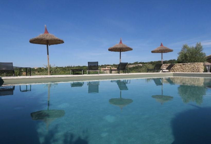 Le Clos D Estellan  Gites