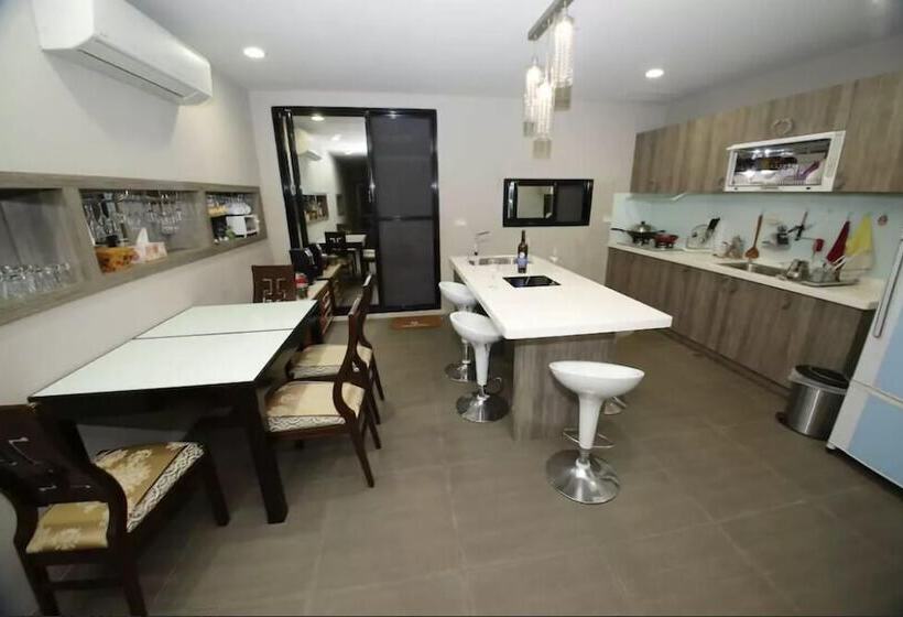 Parkinglot B&b Hostel