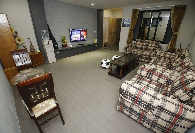 Parkinglot B&b Hostel