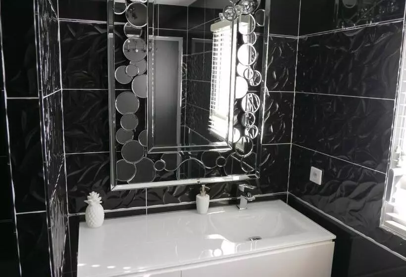 Majatalo Domaine Georges V