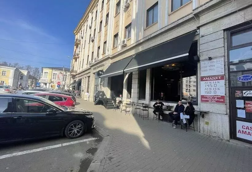 Отель Continental City Center