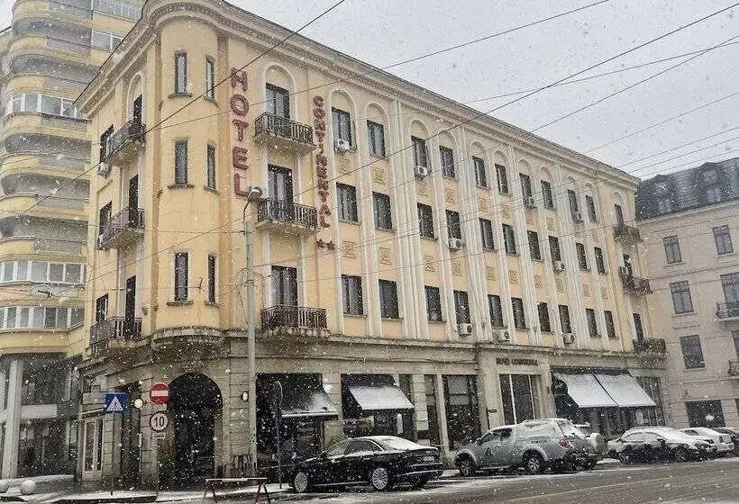 Отель Continental City Center