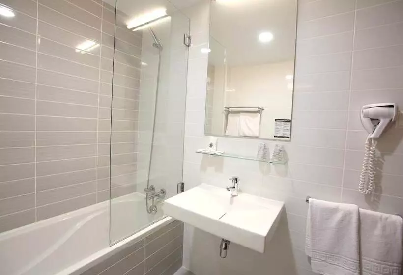 Отель Flora Monte Real