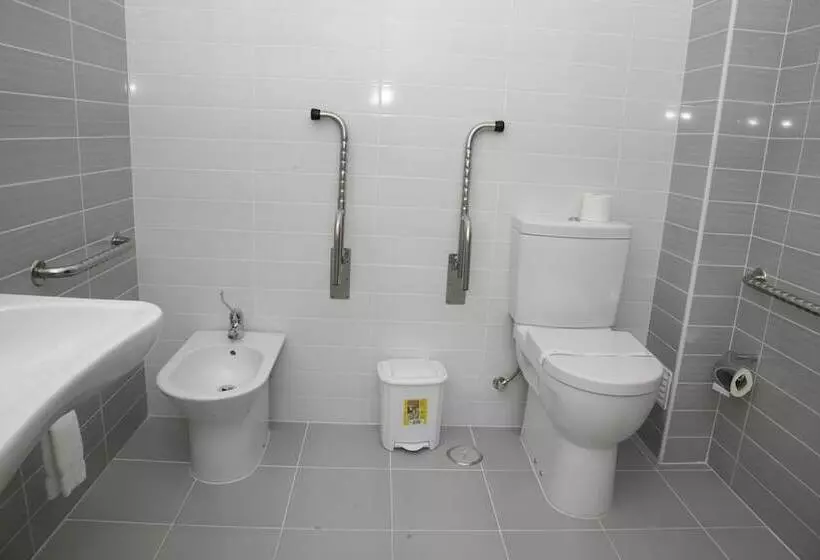 Отель Flora Monte Real