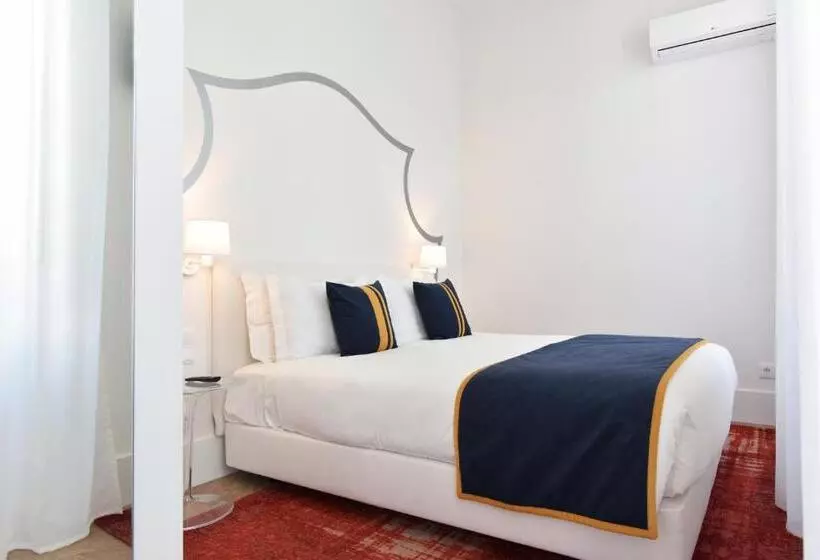 Отель Exe Wellington