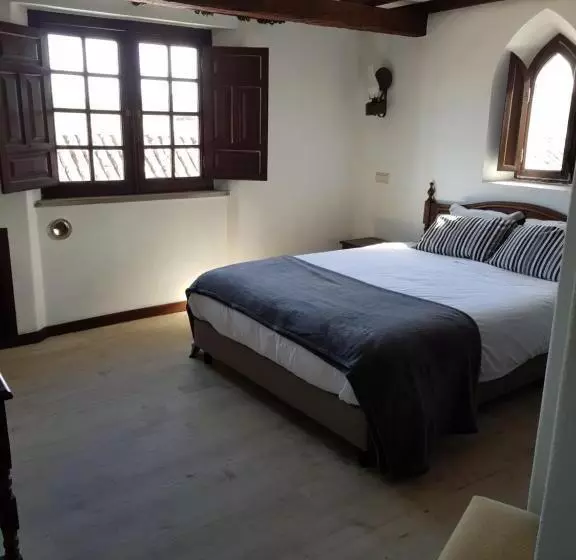 호텔 Rainha Santa Isabel   óbidos History