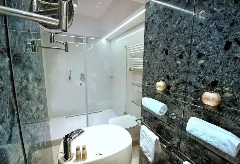 בית מלון כפרי Sinaia