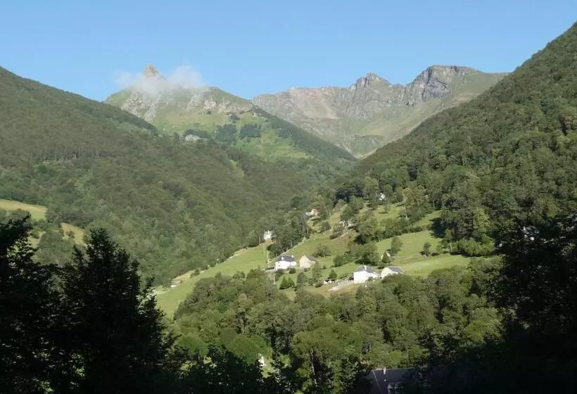 Aamiaismajoitus (B&B) Chambres D Hôtes La Balaguère