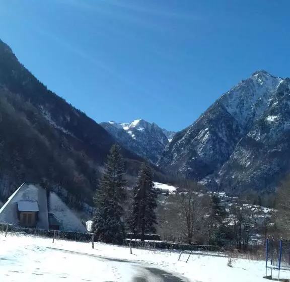 Aamiaismajoitus (B&B) Chambres D Hôtes La Balaguère