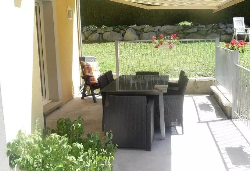 Aamiaismajoitus (B&B) Chambres D Hôtes La Balaguère