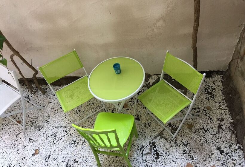 Deeps Hostel Eskişehir