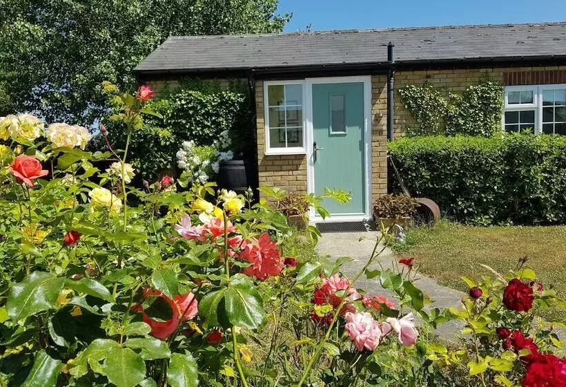 Hawthorn Farm Cottages