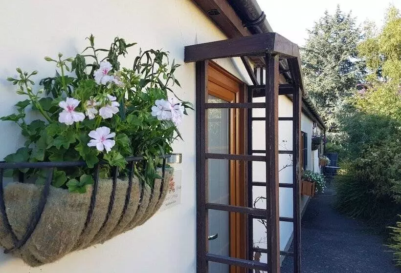 Hawthorn Farm Cottages
