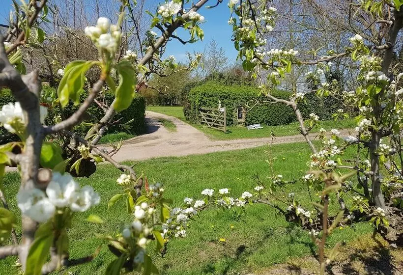 Hawthorn Farm Cottages