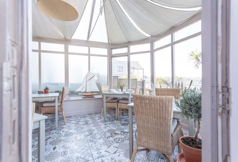 Headland House Luxury B&b