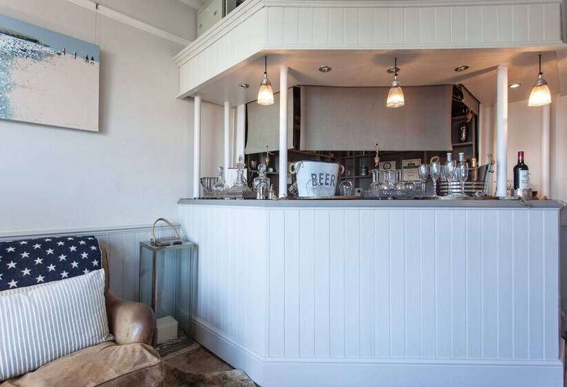 Headland House Luxury B&b