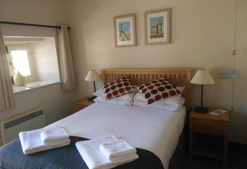 簡易ホテル Fox At Farthinghoe