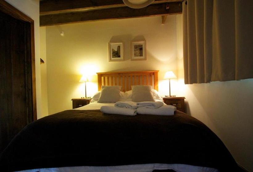 簡易ホテル Fox At Farthinghoe