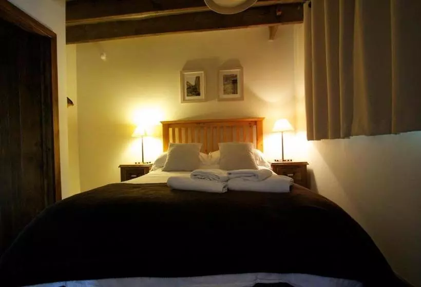 Hostelli Fox At Farthinghoe