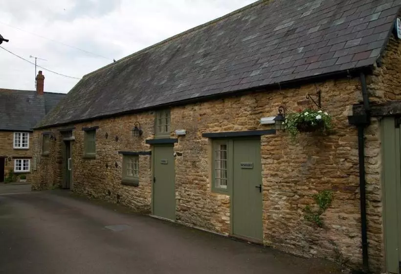 Hostelli Fox At Farthinghoe