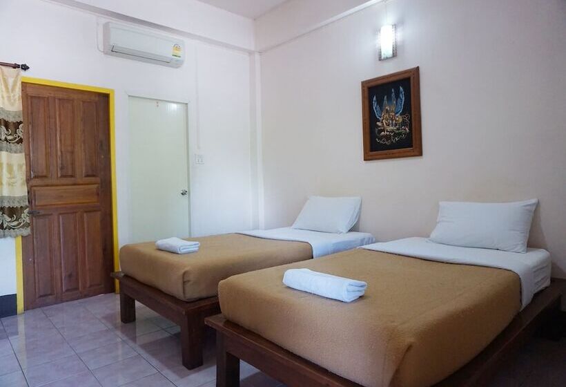 فندق Ban Poh Garden House