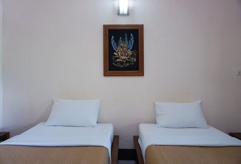 فندق Ban Poh Garden House