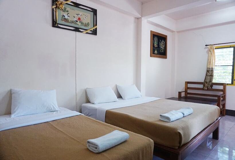 فندق Ban Poh Garden House