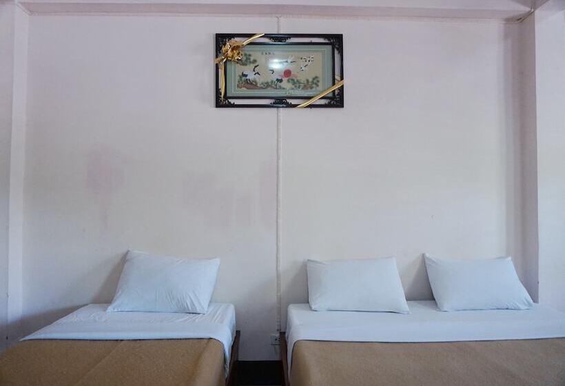 فندق Ban Poh Garden House