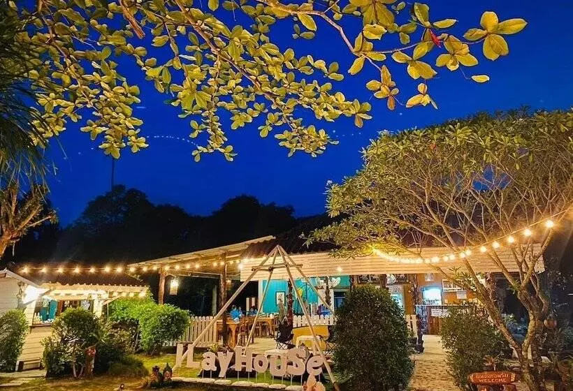 Hotelli I Lay House Koh Kood