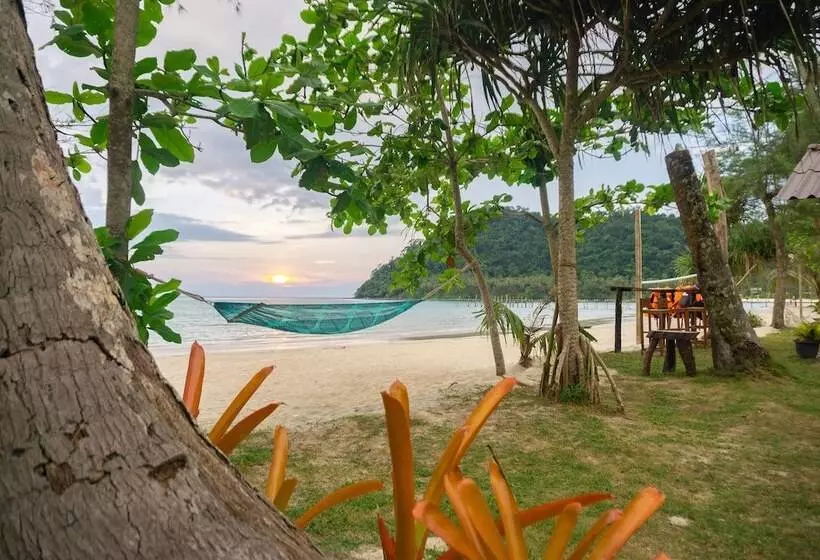 Hotelli I Lay House Koh Kood