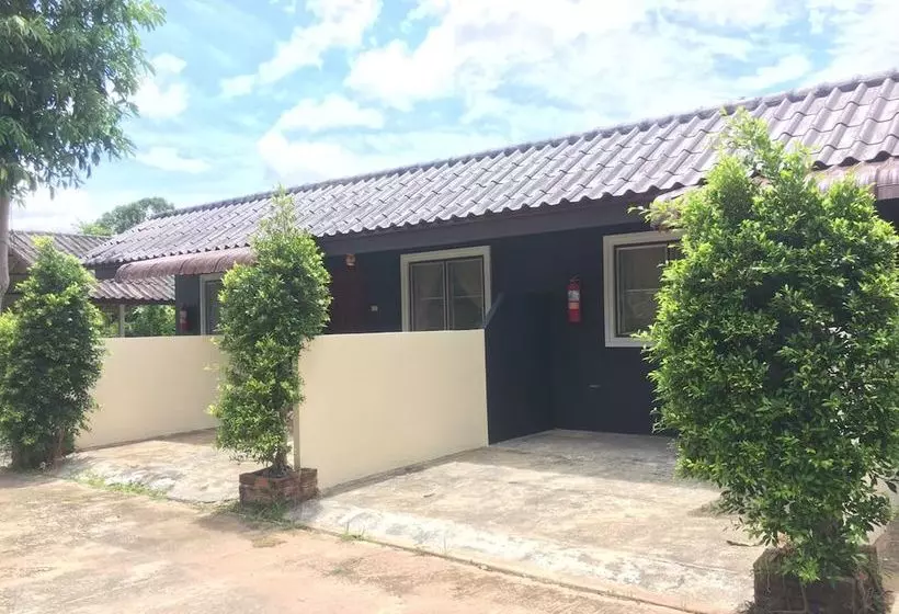 ホテル Donmueng Resort Chumphon