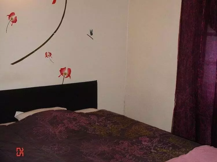 Hotelli Hôtel De La Marmotte